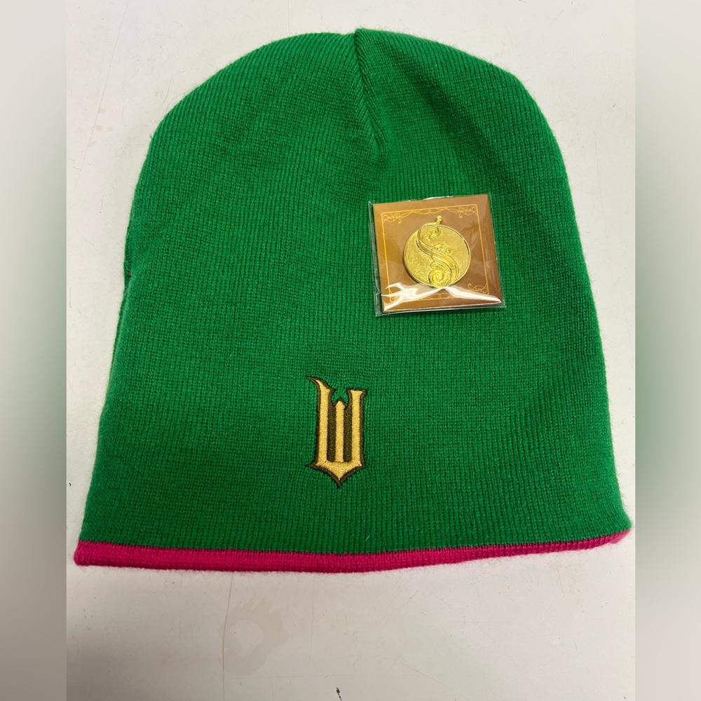 Wicked limited edition reversible Green Beanie with Pink